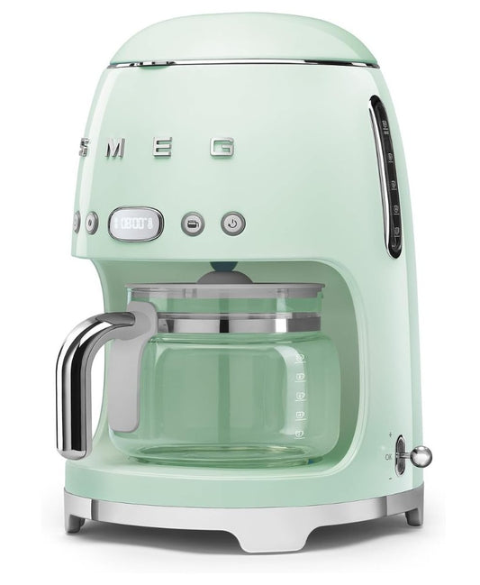 Smeg 50 Style drip coffee