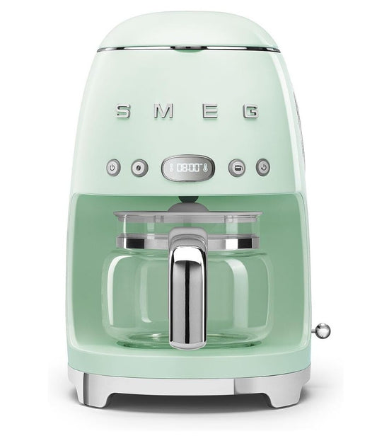 Smeg 50 Style drip coffee
