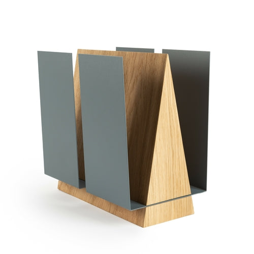 Standing magazine holder